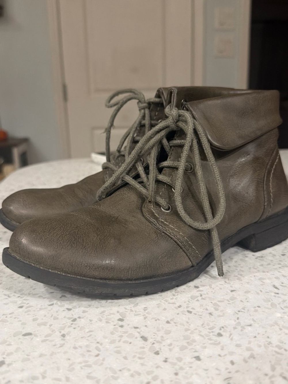 Sonoma Olive Green Lace-Up Chukka Boots
